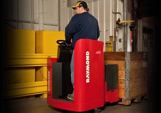 Raymond 8900 Riding Pallet Truck Lift and Go Undercarriage Protection