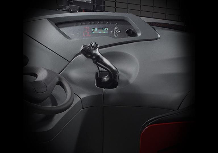 Raymond sidestance reach truck control handle