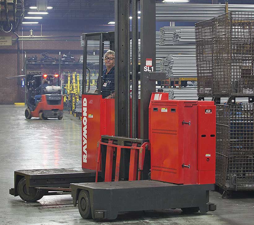 Raymond Sideloader long load forklift with powersteering